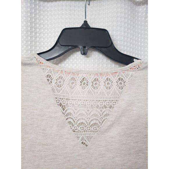 Womens Size 14/16W Top with Owl Embellishment Crochet Lace on Back Summer Plus - Picture 6 of 7